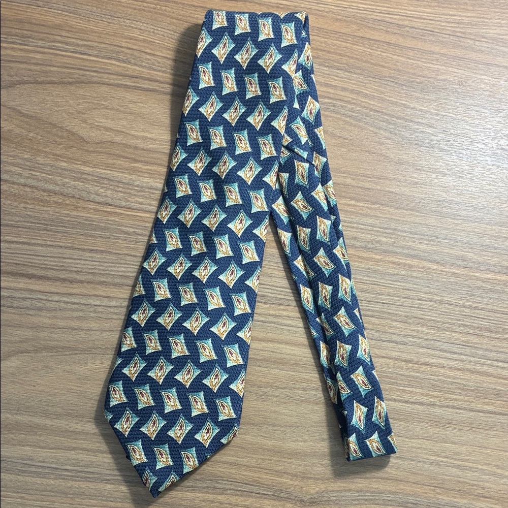Chaps Ralph Lauren Geometric Patterned Tie in Blue and Yellow